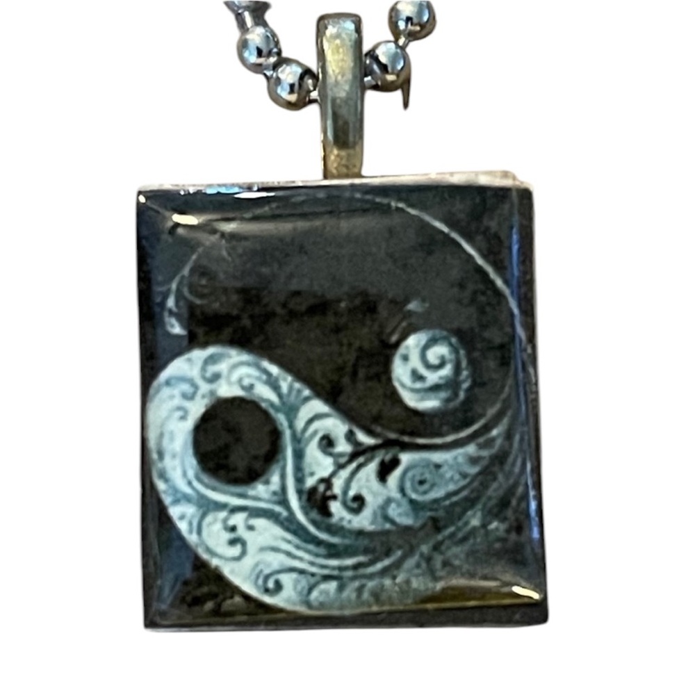Vintage 90 's Scrabble Tile Pendant with Stainless Ball Chain Yin Yang on Black